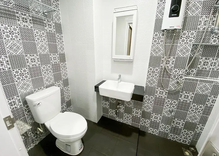 Gp House - Sukhumvit Onnut Bts Skytrain 5*