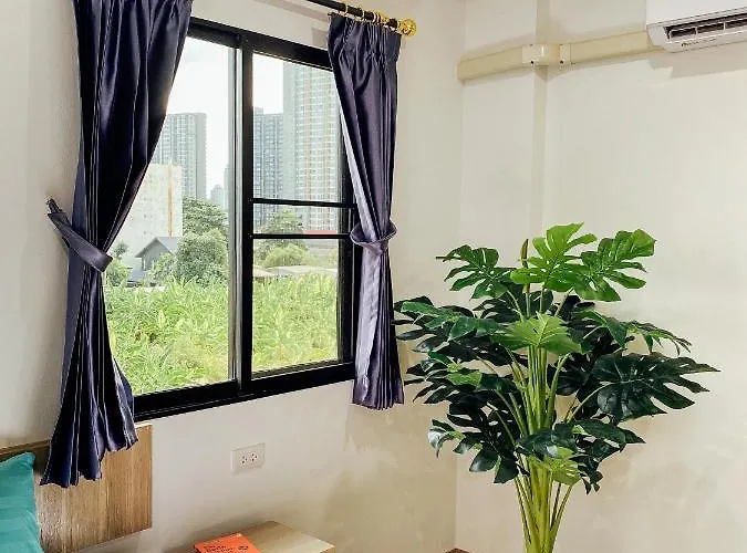 Gp House - Sukhumvit Onnut Bts Skytrain 5* 曼谷