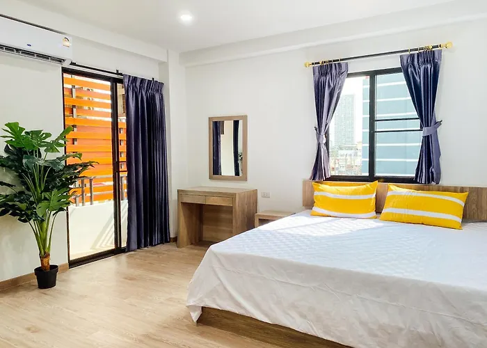 Gp House - Sukhumvit Onnut Bts Skytrain 5*