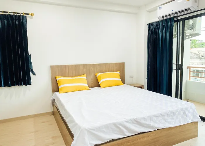 Gp House - Sukhumvit Onnut Bts Skytrain 酒店 5*