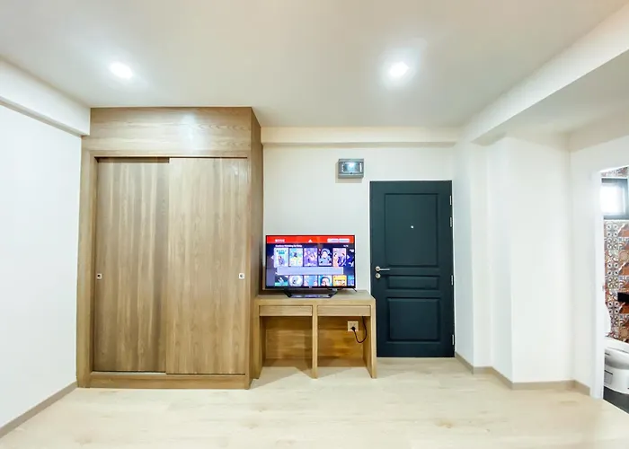 酒店 Gp House - Sukhumvit Onnut Bts Skytrain 5*