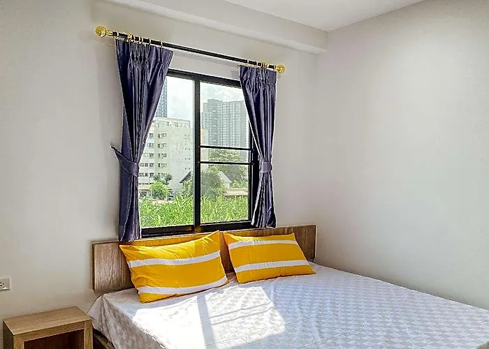 Gp House - Sukhumvit Onnut Bts Skytrain 5* 曼谷